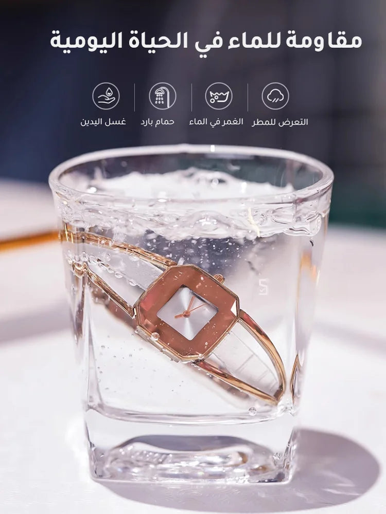 ساعة يد نسائية فاخرة وبسيطة وأنيقة ذات تصميم مربع